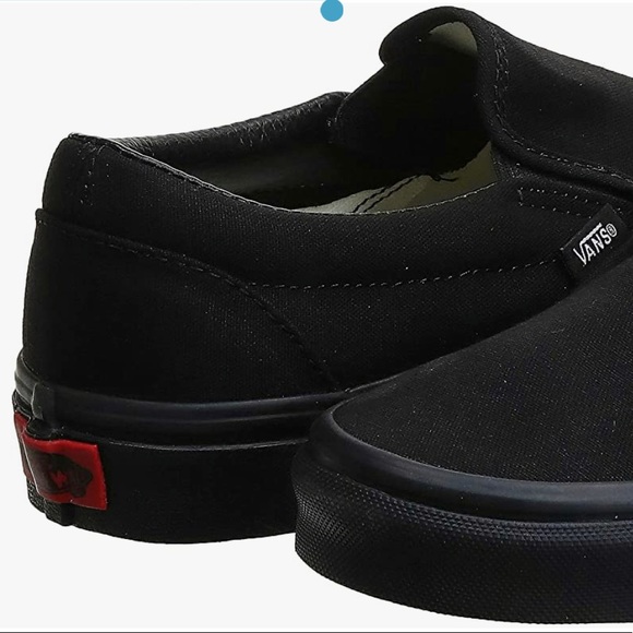 VANS Unisex Classic Slip-On Shoes